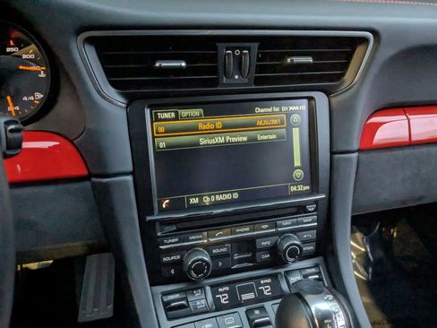 Used 2016 Porsche 911 GT3 RS image 23