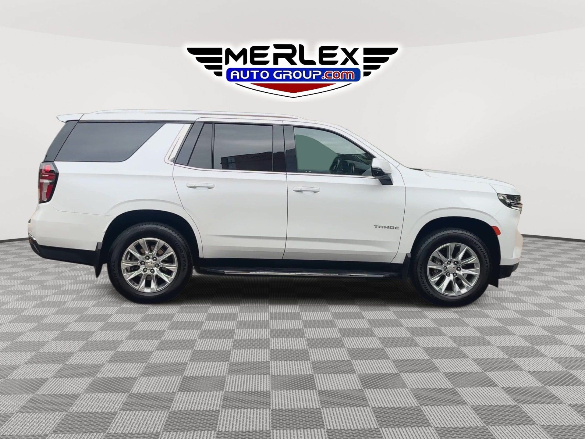 Used 2022 Chevrolet Tahoe LT w/ LT Signature Package AWD/4WD image 9