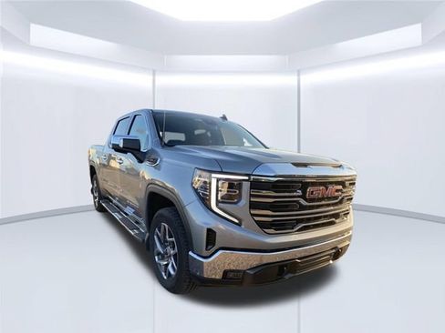 Used 2024 GMC Sierra 1500 SLT w/ SLT Premium Package AWD/4WD image 2