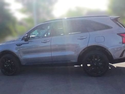 Certified 2023 Kia Sorento SX AWD/4WD image 11