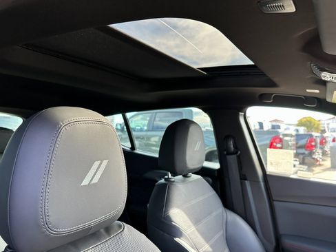 Certified 2024 Dodge Hornet R/T Plus w/ Tech Pack Plus w/o Parking image 19