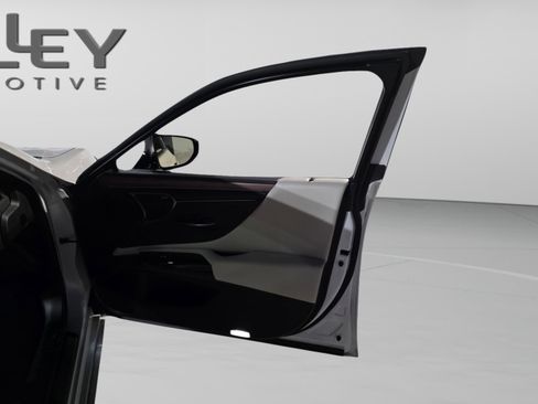 Certified 2024 Lexus ES 350 Ultra Luxury image 22