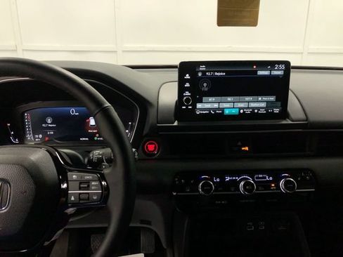 Used 2025 Honda Pilot Black Edition image 19