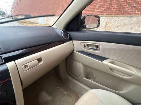 Used 2009 MAZDA MAZDA3 i Touring Value image 11