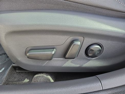 Used 2020 Hyundai Ioniq Limited image 34