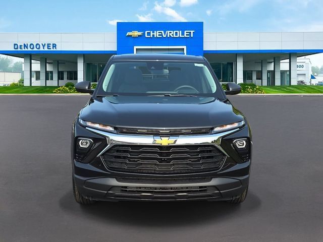 New 2026 Chevrolet TrailBlazer LS w/ LS Convenience Package AWD/4WD image 3