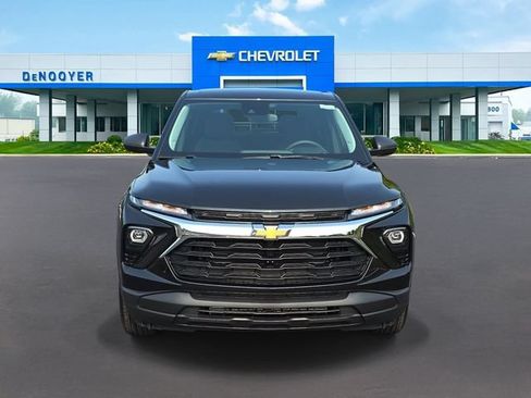 New 2026 Chevrolet TrailBlazer LS w/ LS Convenience Package AWD/4WD image 3