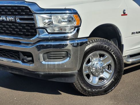 Used 2022 RAM 3500 Big Horn AWD/4WD image 11