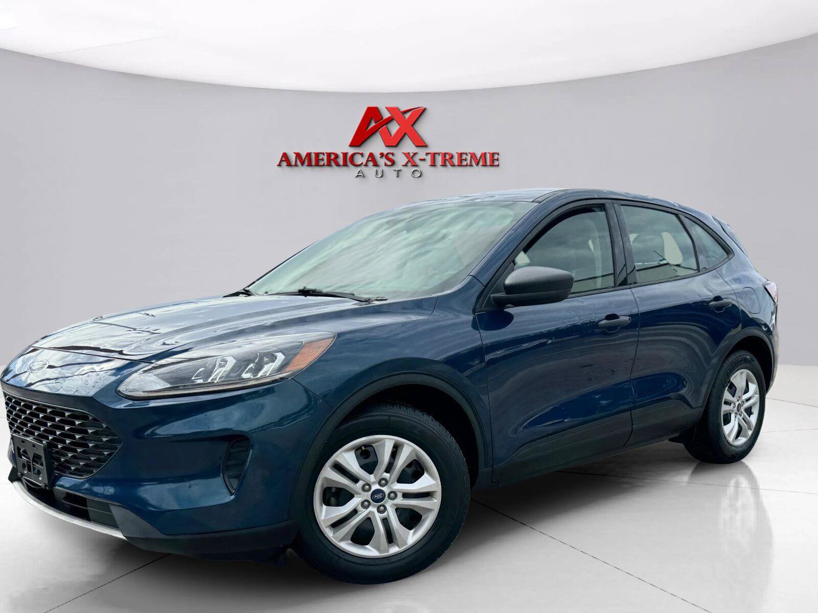 Used 2020 Ford Escape S FWD image 1