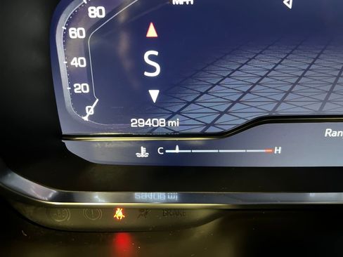 Certified 2024 GMC Yukon XL AT4 w/ Technology Package image 16