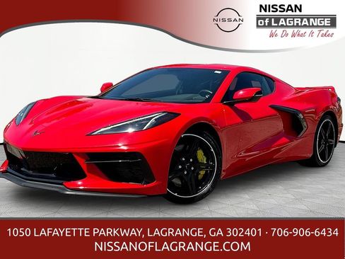 Used 2020 Chevrolet Corvette Stingray Coupe w/ Z51 Performance Package RWD image 1