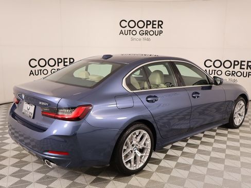 New 2026 BMW 330i xDrive Sedan w/ Premium Package AWD/4WD image 22