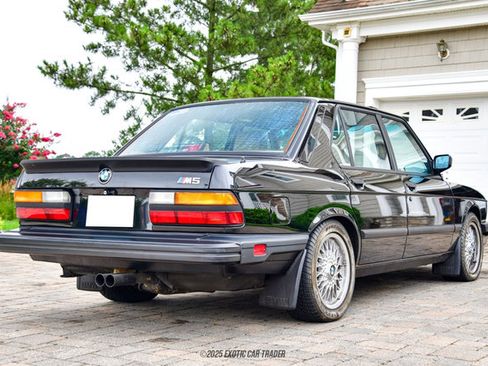 Used 1988 BMW M5 image 8