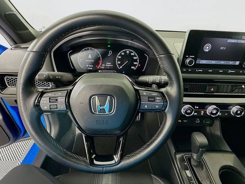 Used 2024 Honda Civic Sport image 11