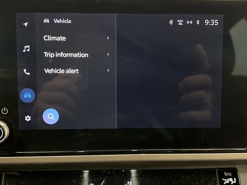 Used 2025 Toyota Camry SE image 47