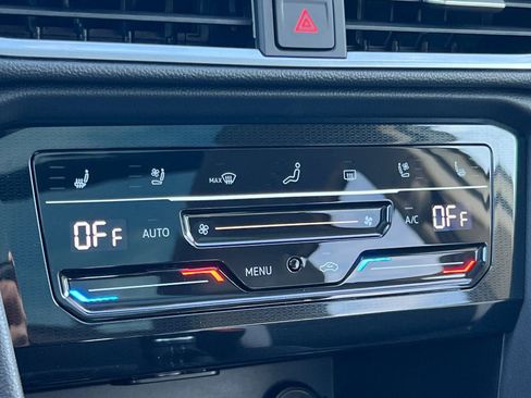 New 2026 Volkswagen Taos SEL AWD/4WD image 20