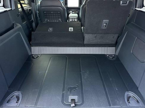 New 2026 Ford Bronco Badlands AWD/4WD image 14