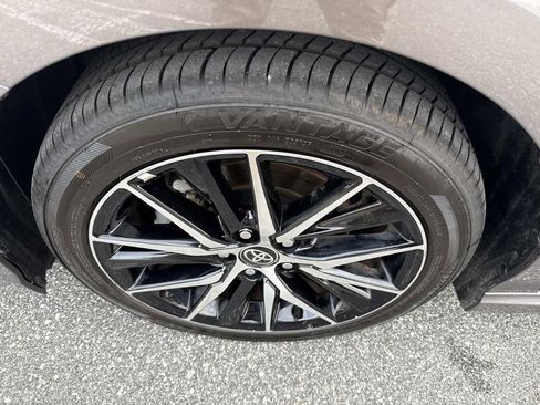 Used 2024 Toyota Camry SE image 12