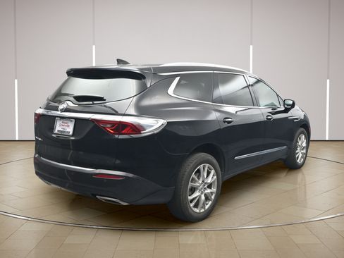Used 2023 Buick Enclave Premium w/ Experience Buick Package FWD image 7