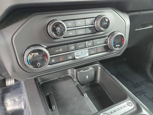 New 2026 Ford Bronco Outer Banks AWD/4WD image 17