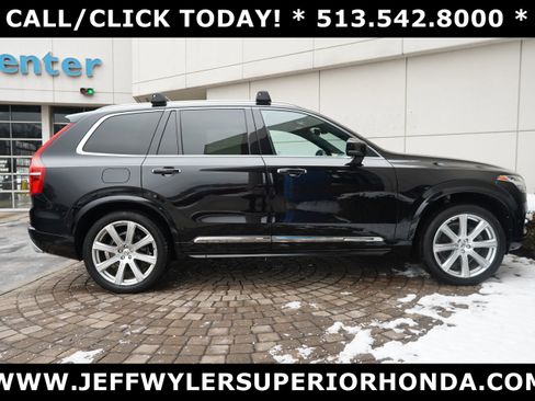 Used 2018 Volvo XC90 T6 Inscription w/ Convenience Package image 2