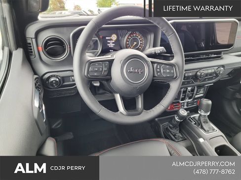 New 2025 Jeep Gladiator Rubicon w/ Convenience Group AWD/4WD image 7