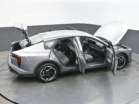 Used 2025 Kia K4 EX FWD image 40