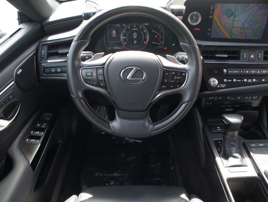 Used 2022 Lexus ES 350 Ultra Luxury FWD image 5