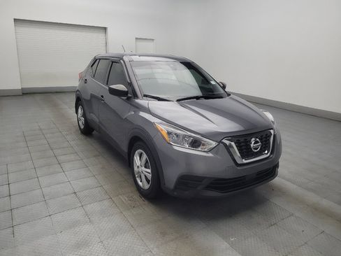 Used 2020 Nissan Kicks S FWD image 13