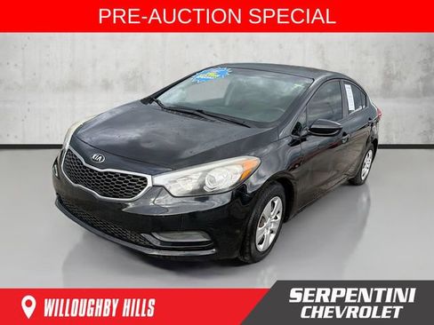 Used 2015 Kia Forte LX image 1