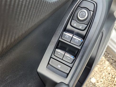 New 2025 Subaru Crosstrek 2.5i Limited image 13