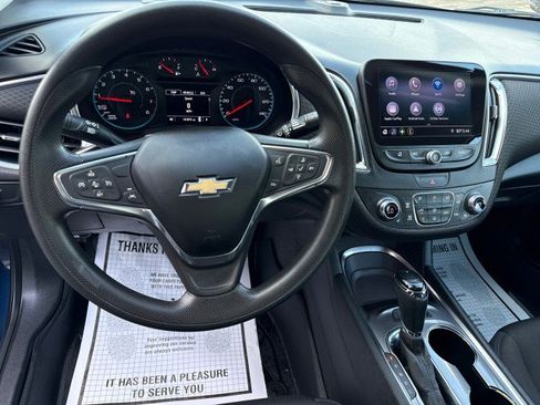 Used 2019 Chevrolet Malibu LT w/ Driver Confidence Package II FWD image 18