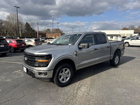 New 2025 Ford F150 XLT image 3