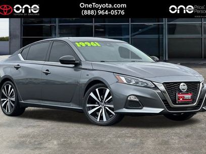 Used 2022 Nissan Altima 2.5 SR