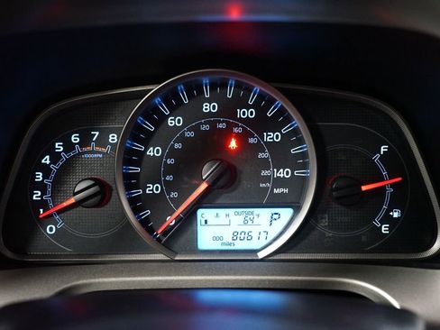 Used 2014 Toyota RAV4 LE FWD image 15
