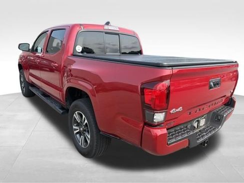Used 2022 Toyota Tacoma SR AWD/4WD image 6