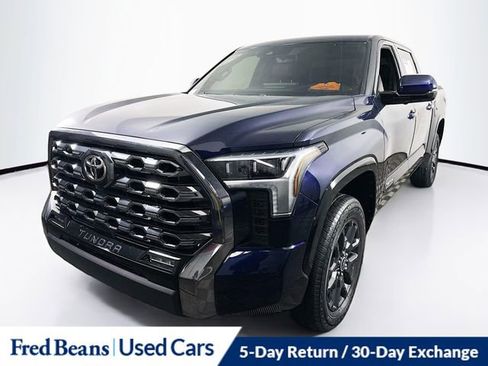 Used 2023 Toyota Tundra Platinum image 3