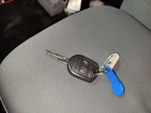 Used 2014 Ford F450 XL w/ Power Equipment Group image 47