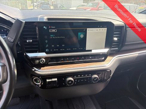 Used 2022 Chevrolet Silverado 1500 LT w/ Protection Package AWD/4WD image 20
