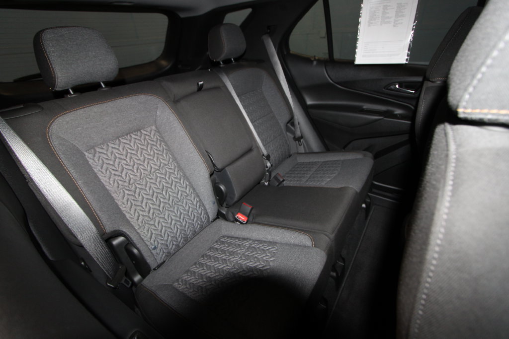 Used 2024 Chevrolet Equinox LT FWD image 21