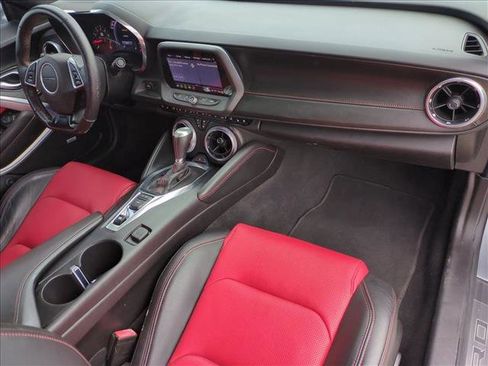 Used 2020 Chevrolet Camaro LT w/ RS Package image 20
