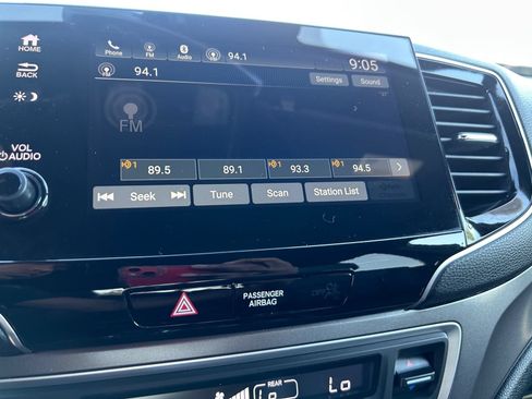 Used 2025 Honda Passport EX-L image 24