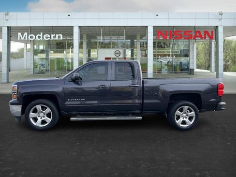 Used 2015 Chevrolet Silverado 1500 LT image 2