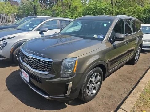 Used 2020 Kia Telluride EX AWD/4WD image 1