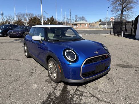 Used 2025 MINI Cooper S image 2