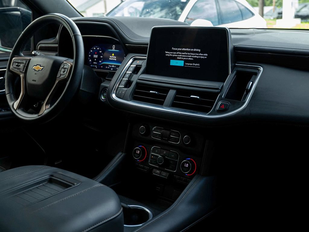 Used 2023 Chevrolet Tahoe High Country RWD image 32