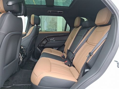 New 2026 Land Rover Range Rover Sport Dynamic SE image 6