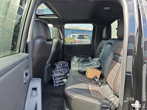 New 2026 Nissan Frontier PRO-4X w/ Pro Premium Package AWD/4WD image 6