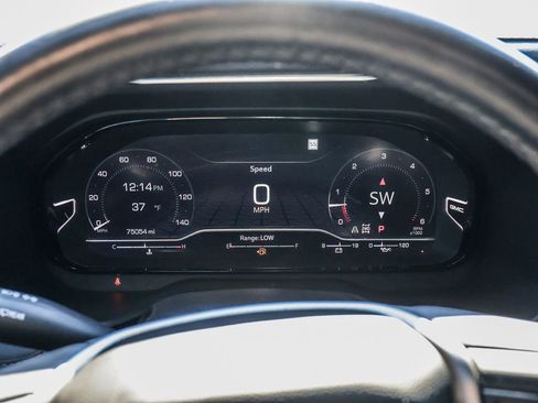 Used 2023 GMC Yukon Denali image 39