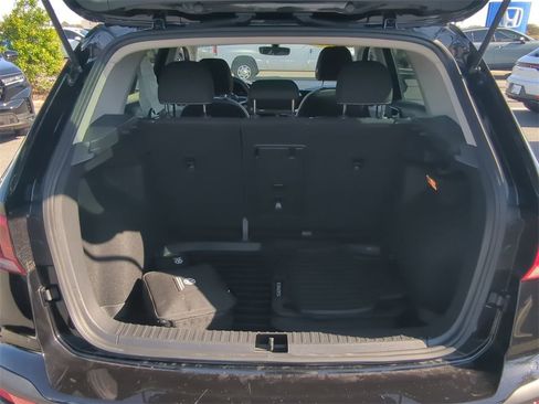 Used 2023 Volkswagen Taos S image 12